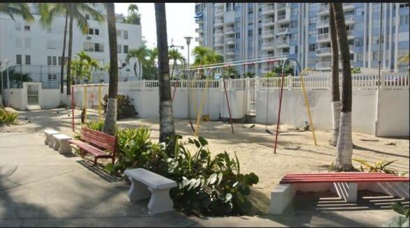2Br Gem Ocean Front Building Isla Verde Beach San Juan Luaran gambar